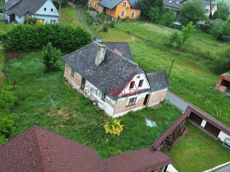 Samostatný RD před rekontrukcí pozemek 581 m2